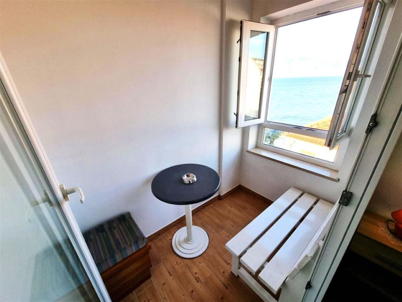 Apartmani Banic Apartman 5 Postira Exterior photo